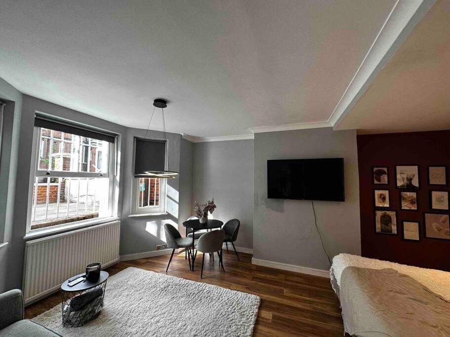 Spacious Studio For 4 Near Regents Park N1 Londres Exterior foto